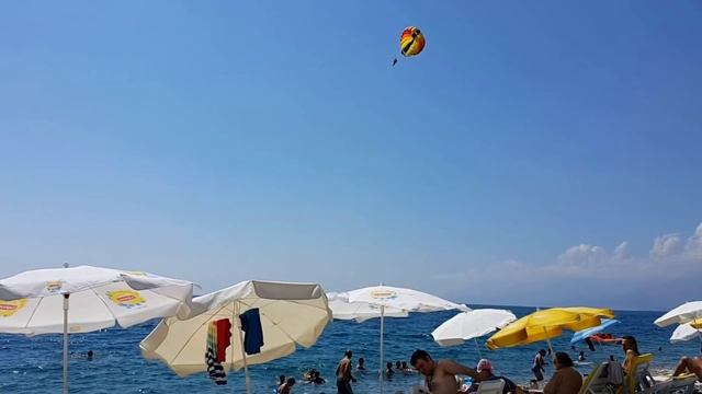 Konyaaltı Plajı / Antalya смотреть онлайн