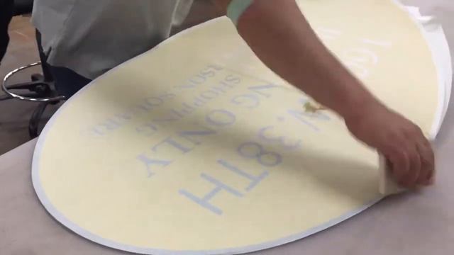 How to apply vinyl on Acrylic смотреть онлайн