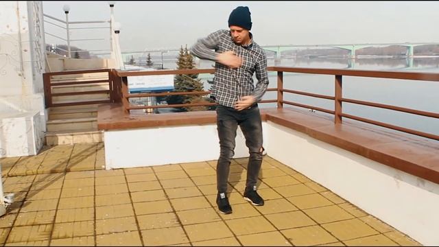 Александр Коваленко