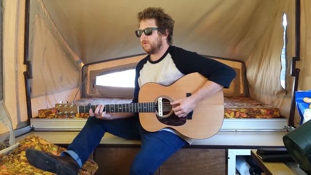 Brady Perl "Never say goodbye" смотреть онлайн