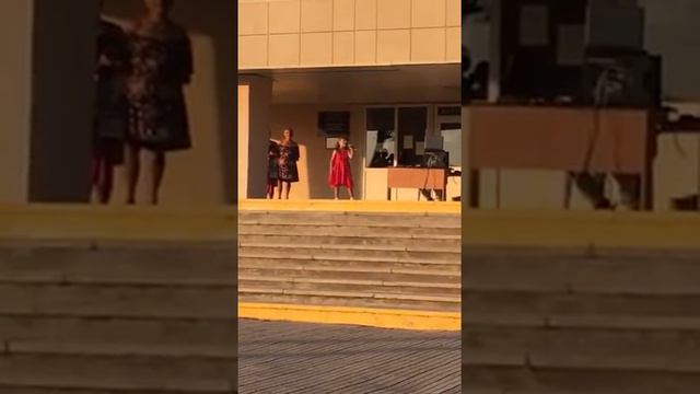 Неприятность эту мы переживем... смотреть онлайн