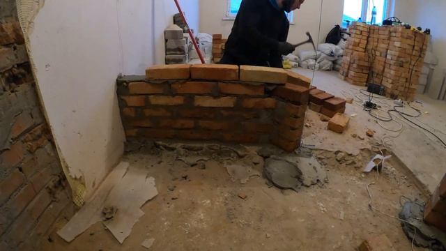 Необычный демонтаж и крутая перепланировка. смотреть онлайн