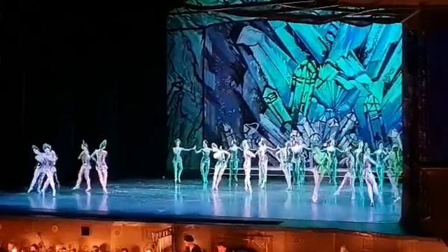 Хозяйка Медной горы, танец с камнями. Каменный цветок. МАМТ. 6. 11.2022г. Елена Соломянко. смотреть онлайн