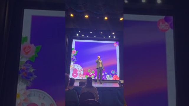 Радость. Счастье. Нежность. Любовь. Чистота. Луч солнца золотого. Кавер. Магомаев. смотреть онлайн