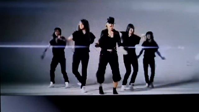 Kat DeLuna ft. Busta rhymes run the show смотреть онлайн