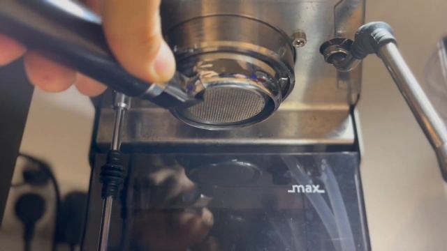 Gaggia Classic Pro: Morning Espresso Routine смотреть онлайн