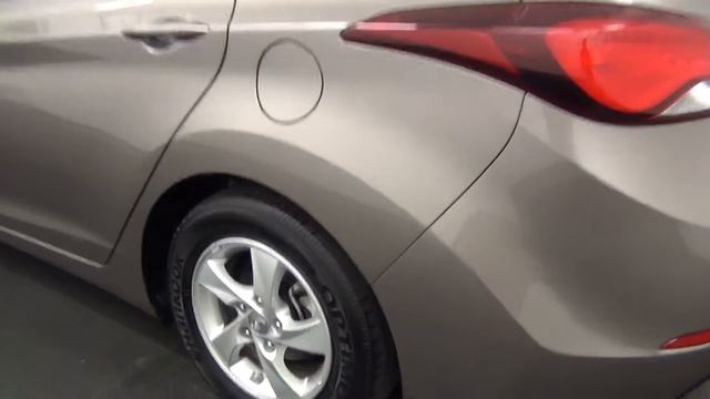 Video Walk Around - 2015 Hyundai Elantra - Stock Number AVC49432 смотреть онлайн