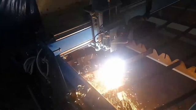 Станок плазменной резки Tesla weld. Резка под углом (снятие фаски) смотреть онлайн