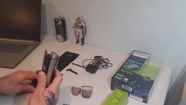 review of the Philips Norelco 7200 series Beard Trimmer. www.trendrockr.com смотреть онлайн