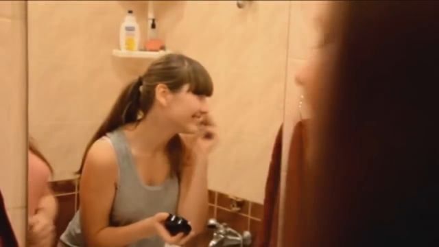 girl in the bathroom Девушки в ванной смотреть онлайн