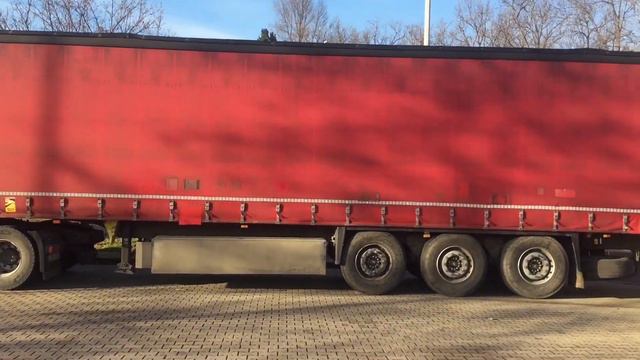 Венгрия 🇭🇺. Нада же было такому случится?!? #truckerlife смотреть онлайн