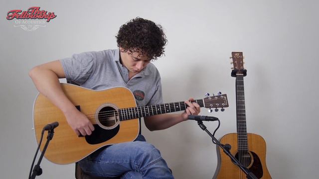 Martin D-28 2013 at The Fellowship of Acoustics смотреть онлайн