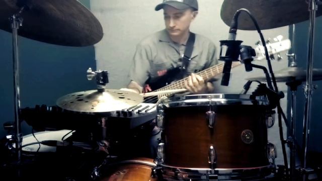 "ilium gone" by Nate Wood of fOUR - inspired by the minilogue xd смотреть онлайн
