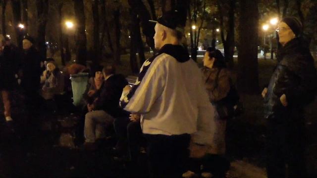 Осенний поцелуй,после жаркого лета...танцы,сад Шевченко!!! смотреть онлайн
