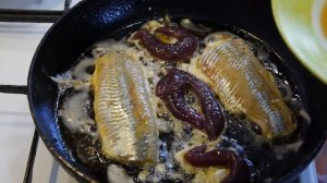 ЖАРЕНАЯ СЕЛЕДКА !!! Это Вкусно !!! Как пожарить селедку
