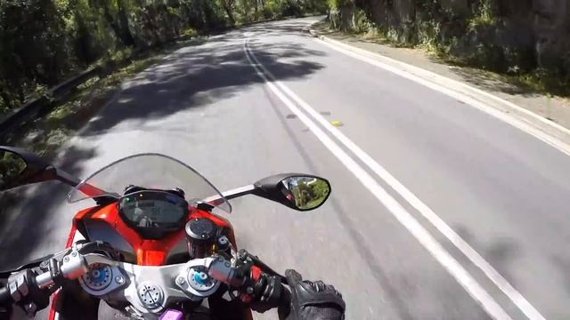 Ducati SuperSport S Test Ride | A comfortable sports bike?? смотреть онлайн