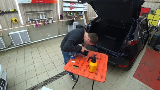 Как забронировать чёрный рояльный лак в салоне авто без лекал смотреть онлайн