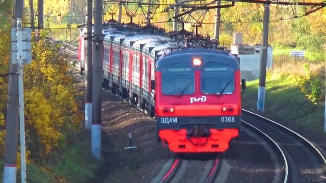 Видеомикс #42 Октябрьская золотая осень на Ярославском ходу / ЭД2Т, ЭД4М, ЧС7, ЭС1П, ВЛ11М и ЭП20 смотреть онлайн