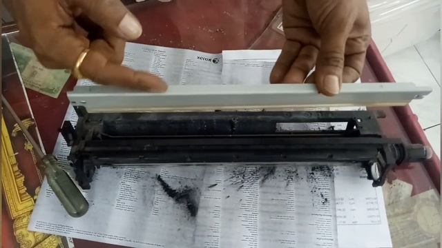 HOW TO CHANGE CANON IR 3300 CLEANING BLADE AND DRUM смотреть онлайн