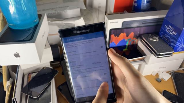 Why I use a Blackberry Priv in 2021 смотреть онлайн