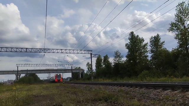 СБОРНИК ПОЕЗДОВ НА СТАНЦИИ "НОВАЯ ОХТА" смотреть онлайн