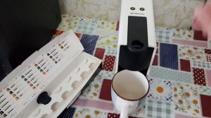 Кофемашина капсульная Nespresso Essenza Mini C30.