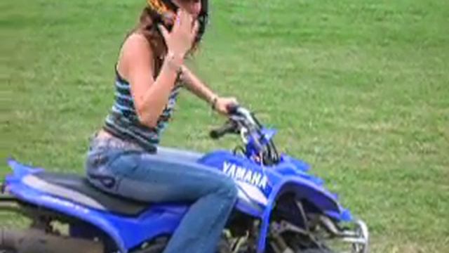 Mae sur le Quad смотреть онлайн
