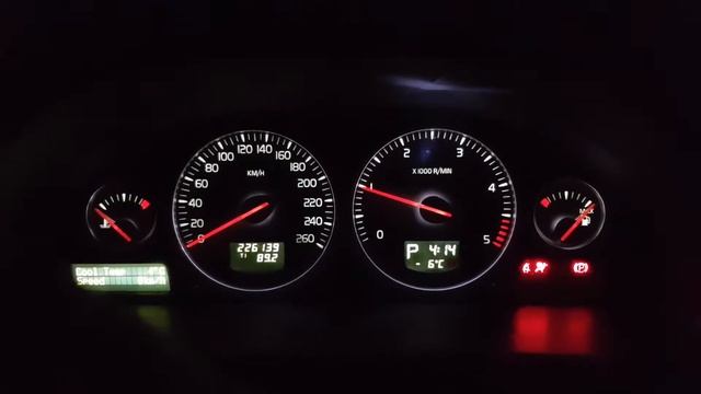 Volvo S80 2.4 D5 2004r. Cold Start -6°C