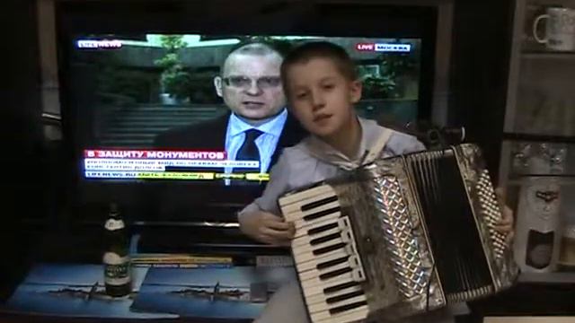 как учу Некрасова под аккордеон 涅克拉索夫 手風琴 смотреть онлайн