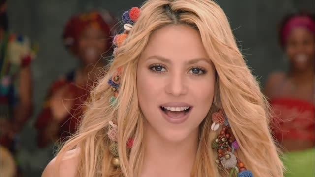 Shakira Waka Waka смотреть онлайн