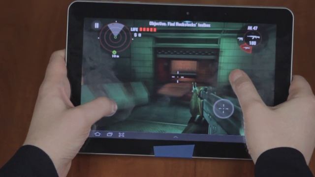 Как правильно держать смартфон или планшет Glafi.com