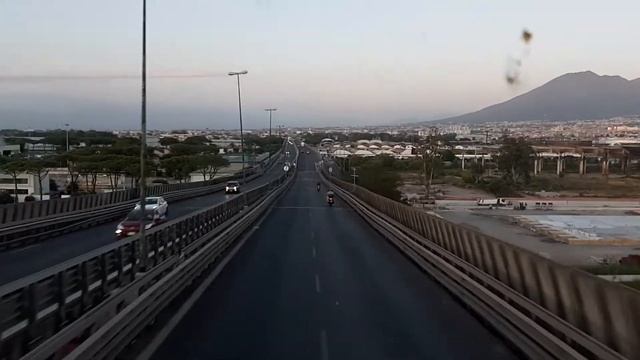 По дороге в Неаполь . Везувий. 2019. смотреть онлайн