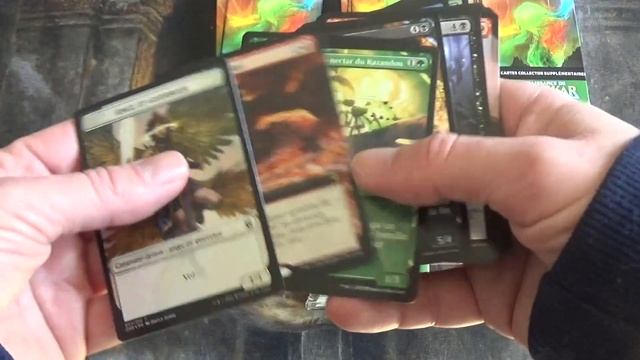 Ouverture de 3 boosters collector Renaissance de Zendikar - N°1/4 смотреть онлайн