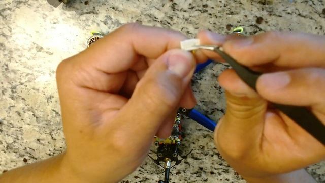 Changing you DJI port into a HD zero port смотреть онлайн