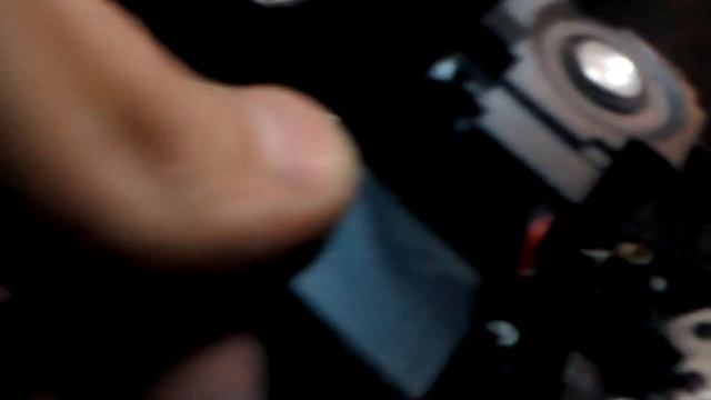 ремонт динамиков в ноутбуке - почему хрипят,пищат,скрипят спикеры ноутбука смотреть онлайн