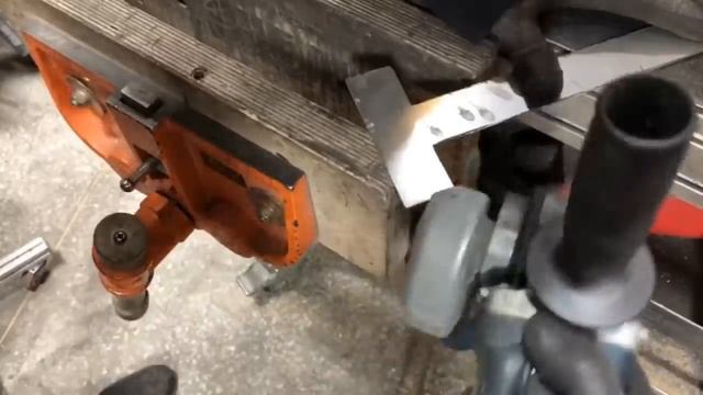 캠핑 오븐 화목난로 만들기/용접없음/Making an oven stove without welding/Rocket stove смотреть онлайн