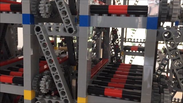 Work in Progress: Fully Automated Candy Warehouse, controlled by Lego Mindstorms EV3 смотреть онлайн