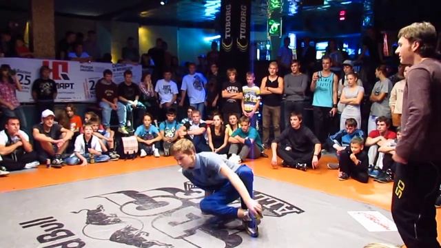 B-boys Червяк & Ray (Gorky Battle 5) смотреть онлайн