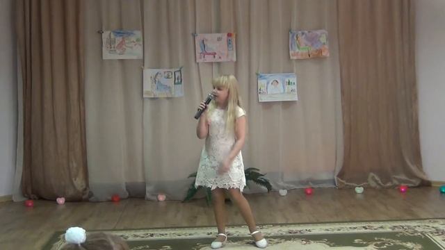 Варнакова Лера. 6 лет "День Матери " в центре семьи и ребёнка " Островок Радости" - 24 11 17 смотреть онлайн