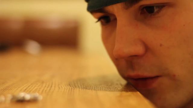 Максим хочет что-то сказать, но ему нужно дышать смотреть онлайн