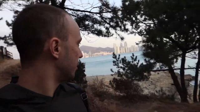 Южная Корея. Парк в самой развитой стране Азии - Шикарный вид ночного мегаполиса смотреть онлайн