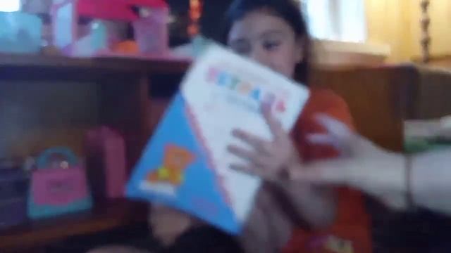 ЧТО ХРАНИТСЯ В НАСТИНОЙ ТУМБОЧКЕ НА ДАЧЕ