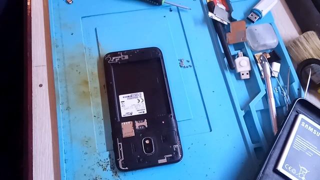 РАЗБОРКА SAMSUNG J4 (J400F) смотреть онлайн
