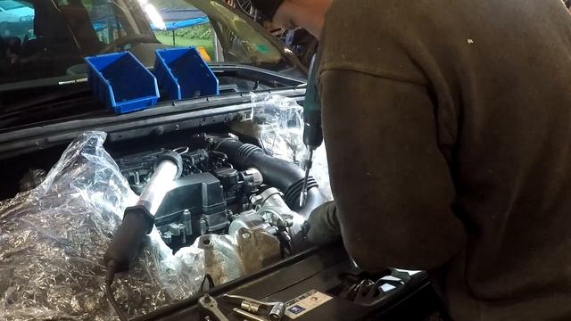 Замена турбины Пежо Peugeot 307 1.6 hdi Replacing a Turbo on a PSA 1.6 Hdi Engine смотреть онлайн