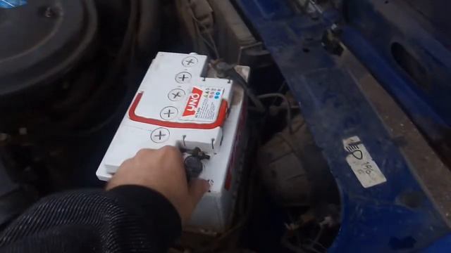 Вот что будет если снять клемму с аккумулятора на работающем двигателе / АКБ смотреть онлайн