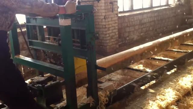 Изготовление домов и бань на оцилиндровочном станке смотреть онлайн