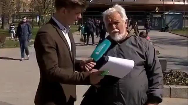 Старый послал всех смотреть онлайн