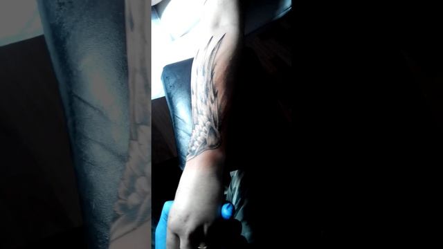 Татуировка крыло смотреть онлайн