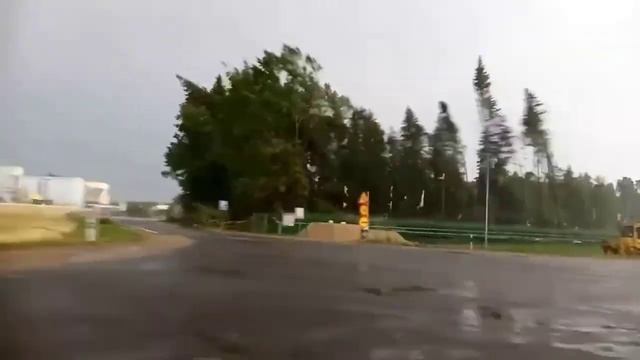 Град Ветер Ураган смотреть онлайн