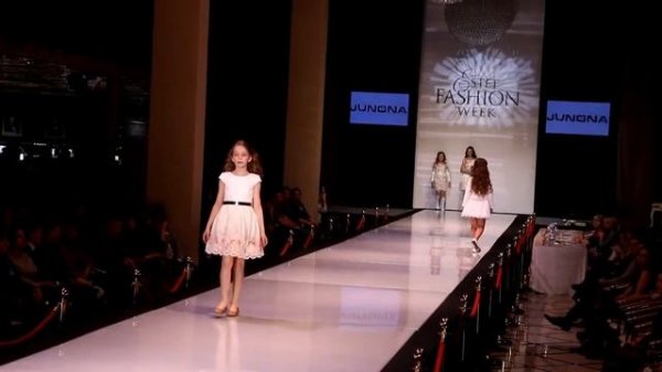 Платье на выпускной в детский сад. Модные детки. Показ мод весна лето 2015 Junona